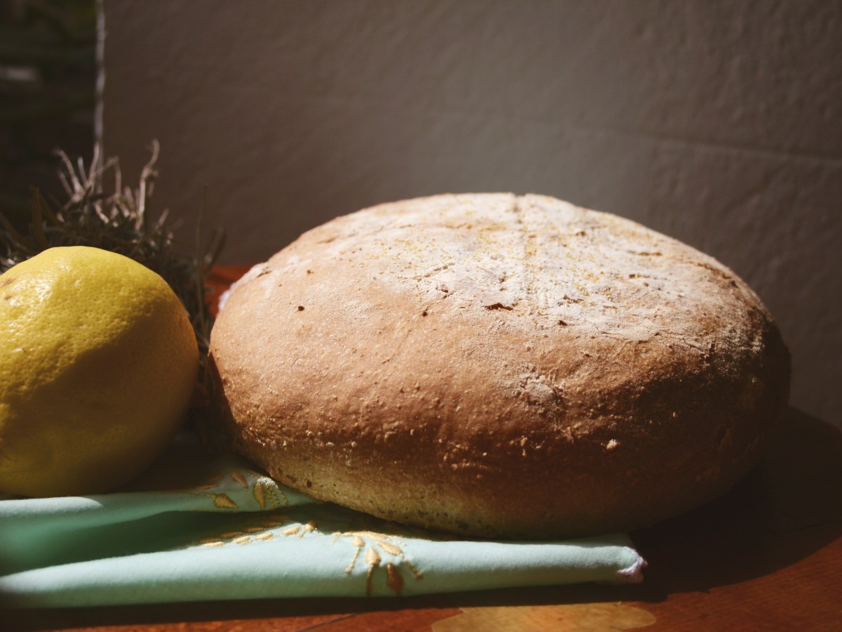 PAN ITALIANO DE LIMÓN Y&nbsp;ROMERO