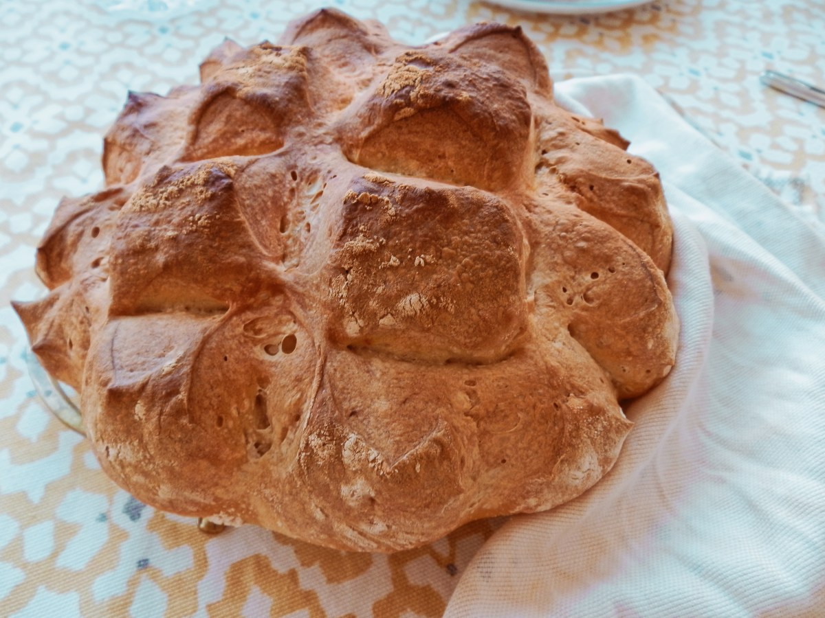 PAN DE AZAFRÁN