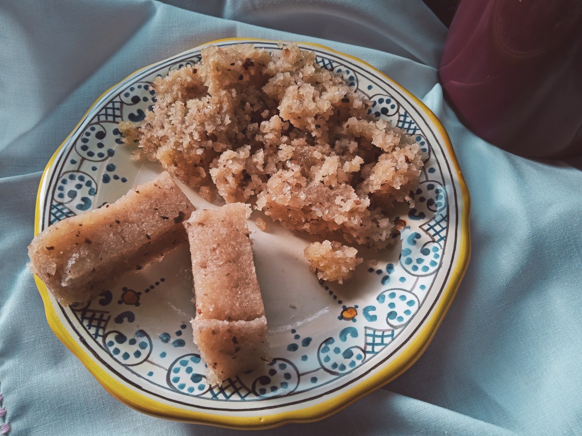 TURRÓN DE FRUTA ESCARCHADA Y TURRÓN DE&nbsp;COCO